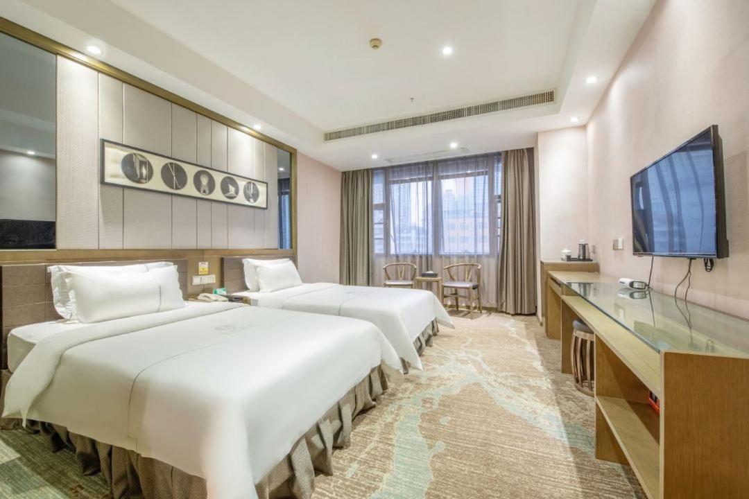 Lnsail Hotel Shenzhen Luohu Port Railway Station Dış mekan fotoğraf