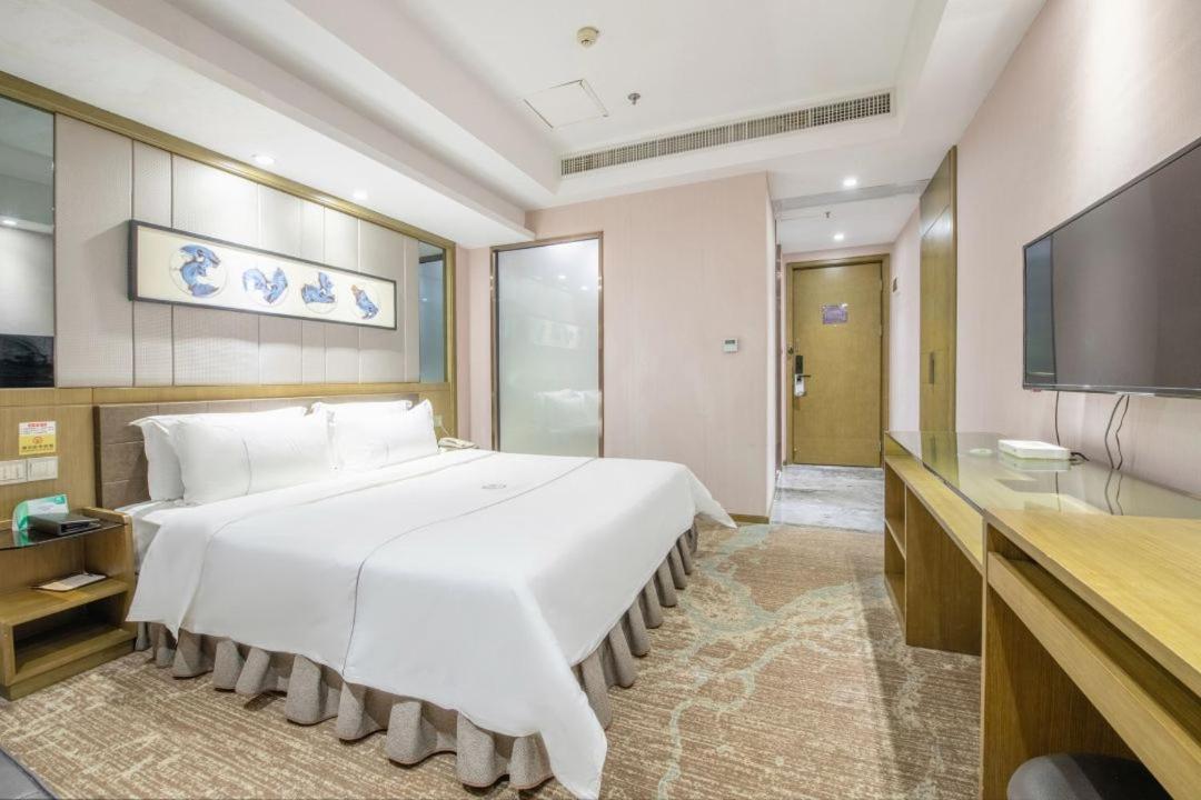 Lnsail Hotel Shenzhen Luohu Port Railway Station Dış mekan fotoğraf
