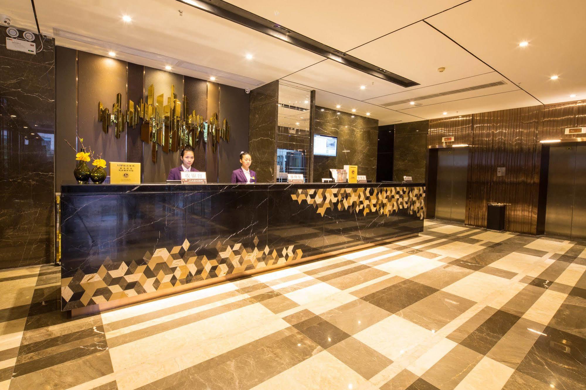 Lnsail Hotel Shenzhen Luohu Port Railway Station Dış mekan fotoğraf
